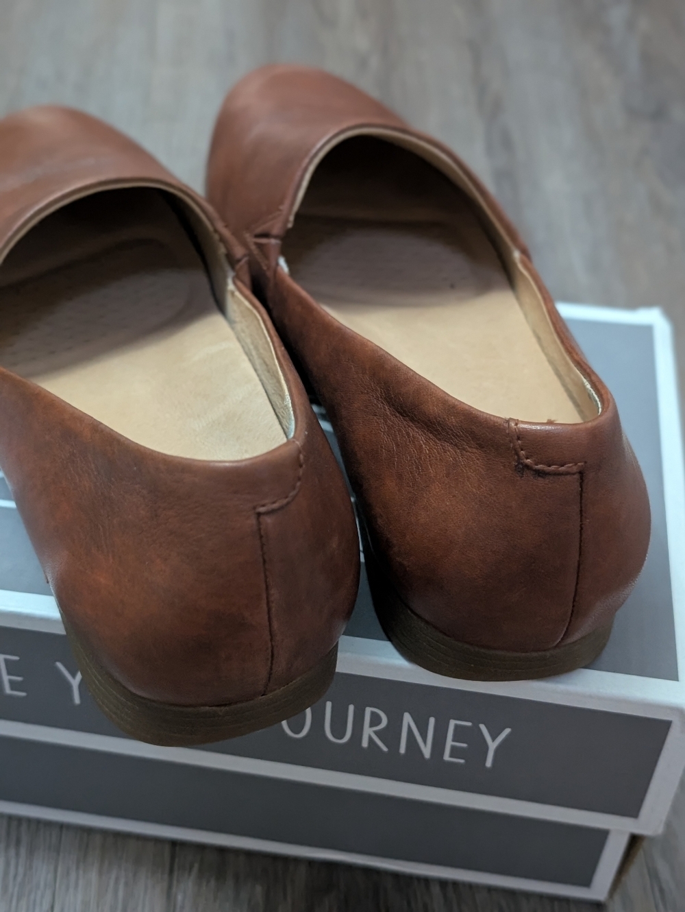Dansko Larisa Milled saddle 38 Like New - Picture 3 of 7